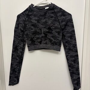 Black gymshark Camo Long Sleeve Crop Top